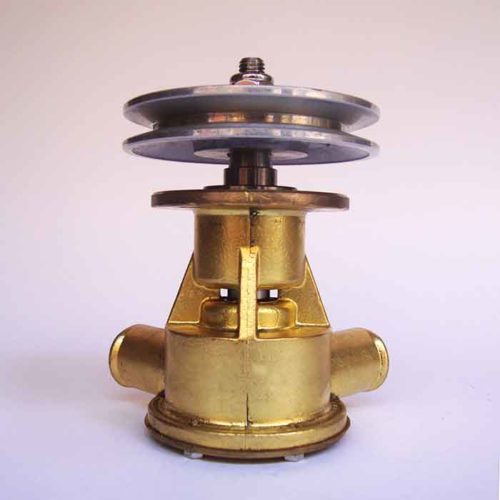 Pompe eau de mer adaptable pour moteurs Craftsman CM4.65 / CM4.80    2 Références de pompe : AA.480.90020 (joints spi) et AA.480.90022 (cyclâmes) Craftsman CM4.65 / CM4.80
